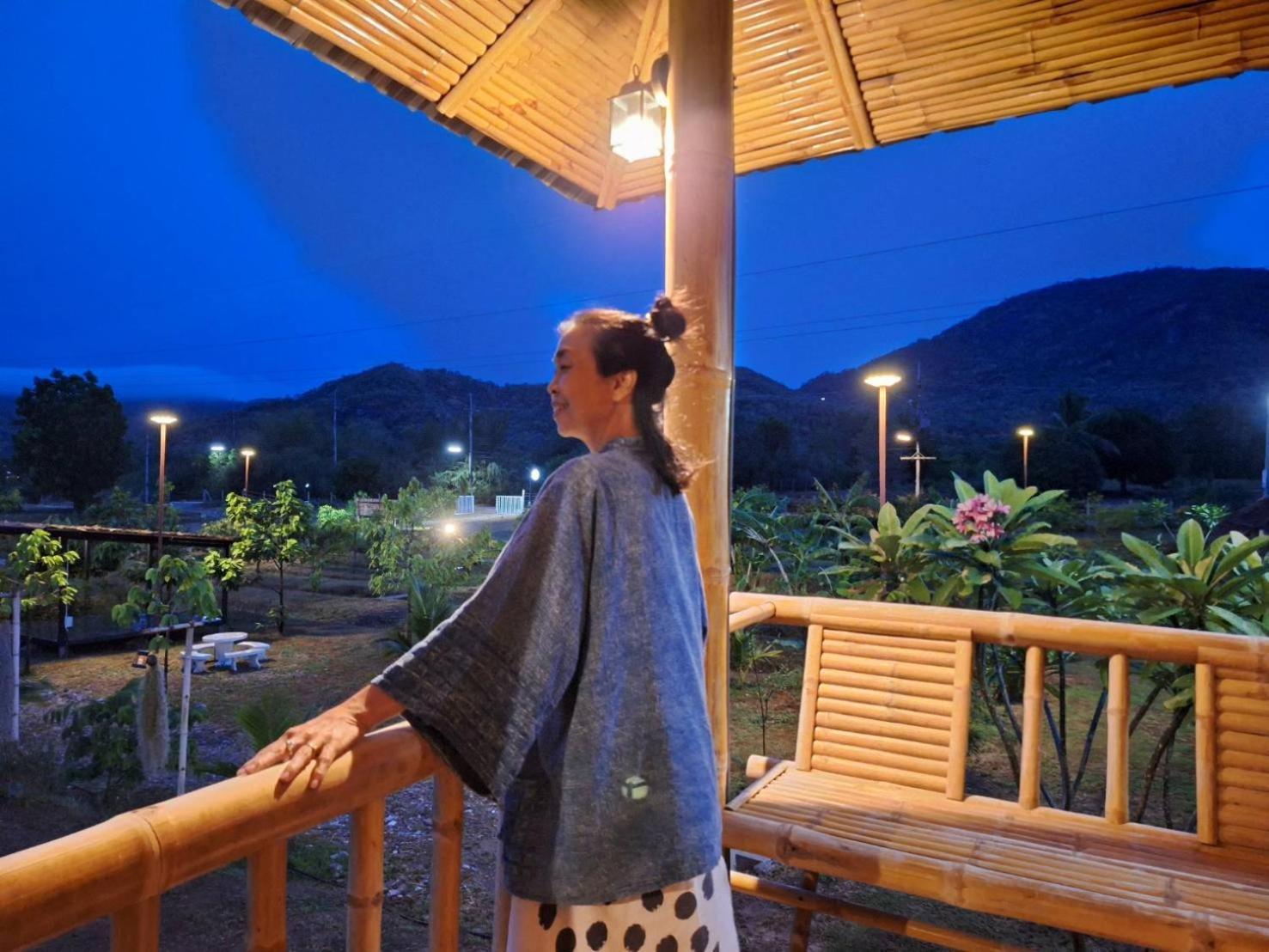 คูณ-เนื่อง ฟาร์ม สเตย์ หัวหิน Koon & Nueang Farm Stay Hua Hin Ban Bo Fai Екстер'єр фото